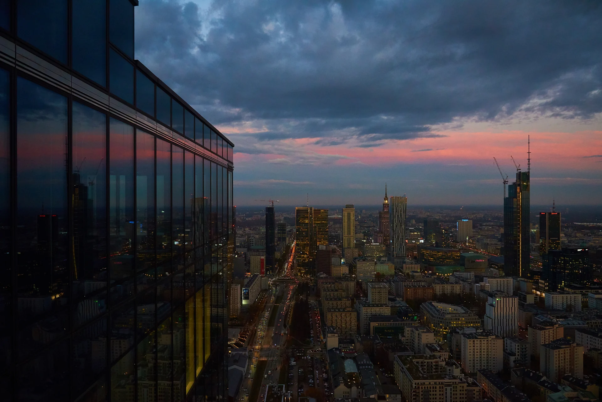 Panorama Warszawy z tarasu Skyfall